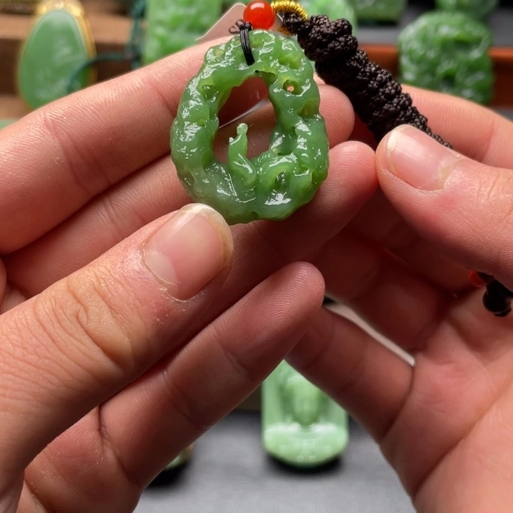 和田玉挂件未镶嵌