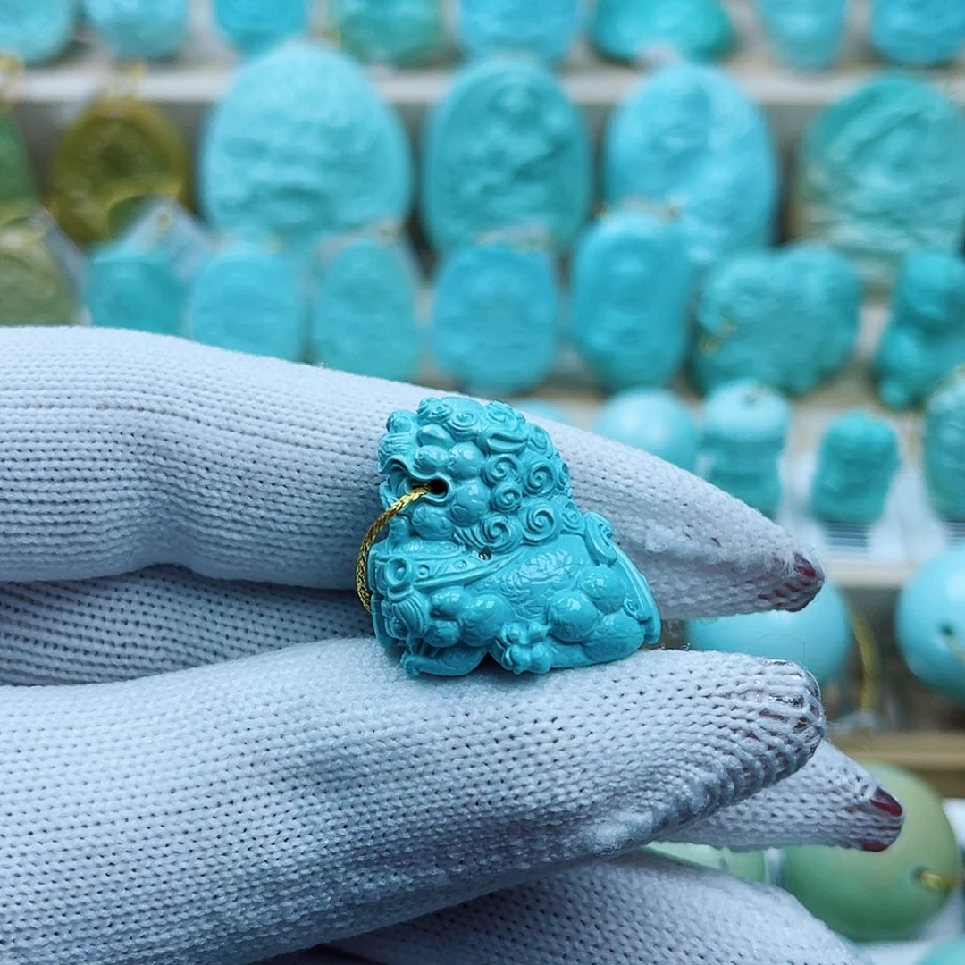 绿松石未镶嵌珠宝奇石