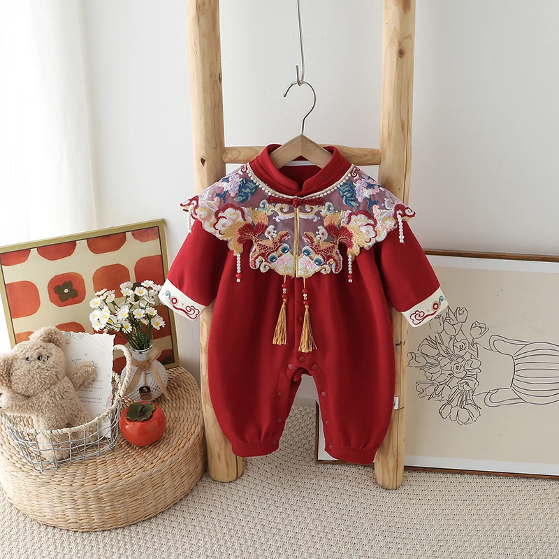 国风女宝宝秋装连体衣新生儿中式汉服秋季婴儿满月百天周岁送礼服