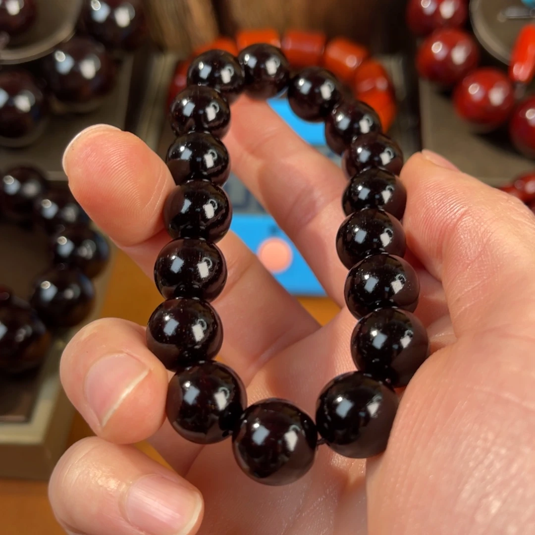 檀香紫檀（小叶紫檀）闲*