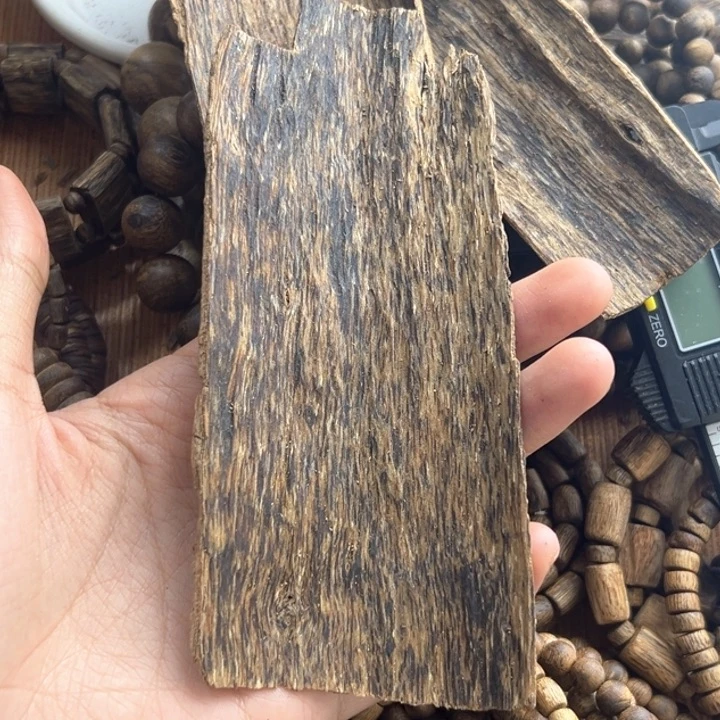 沉香沉香碎屑奇楠沉香树皮油