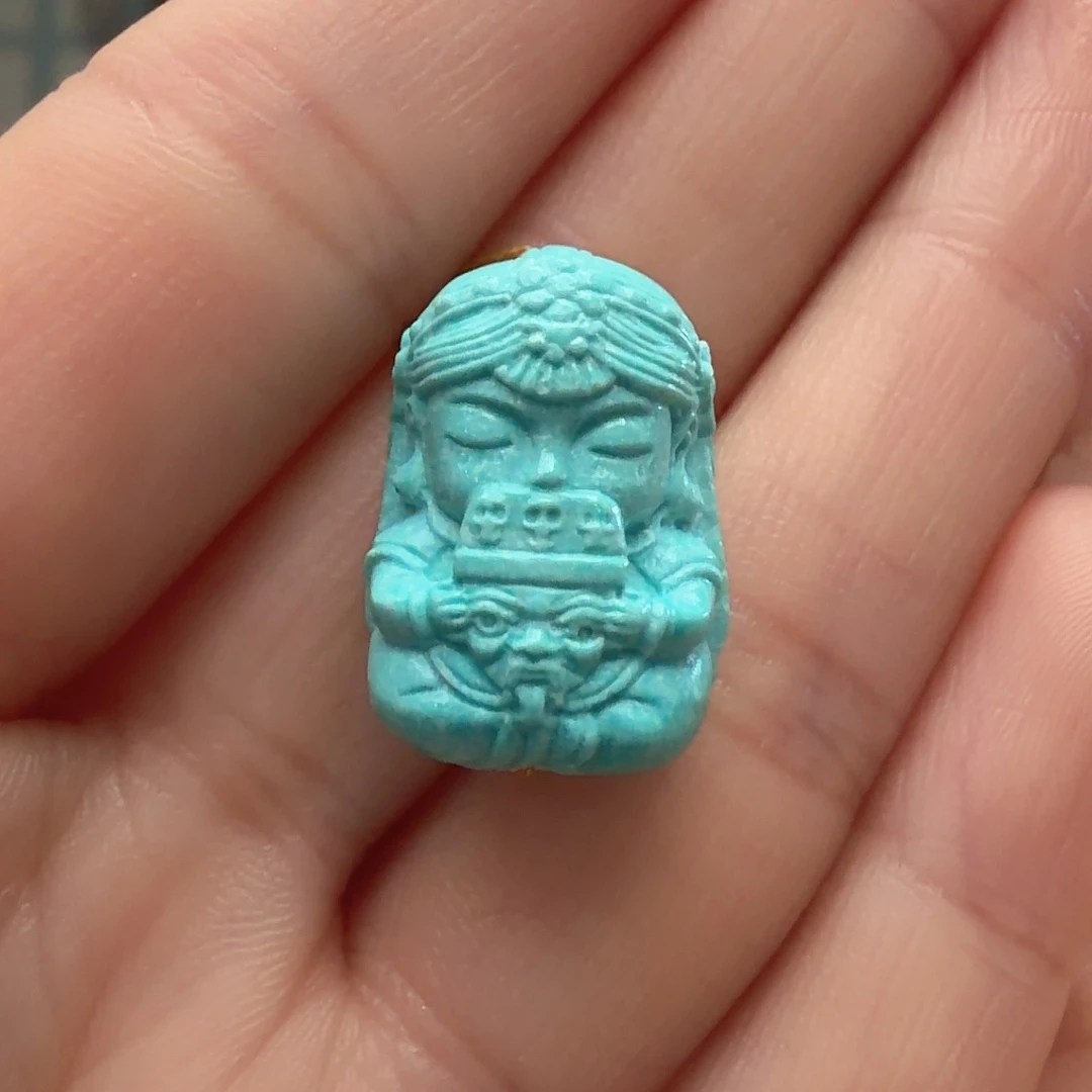 绿松石未镶嵌颈饰