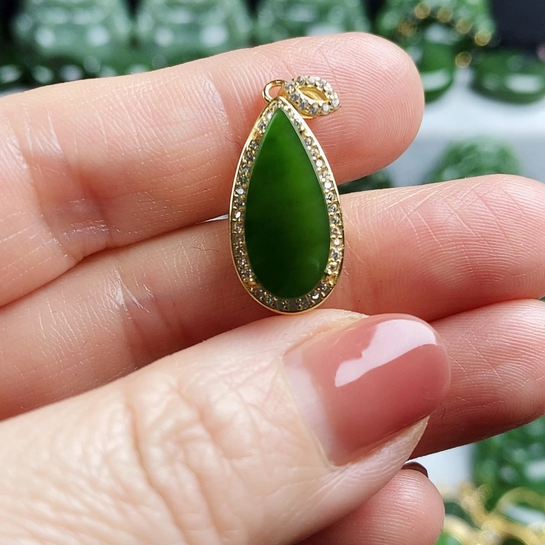 和田玉（碧玉）未镶嵌颈饰