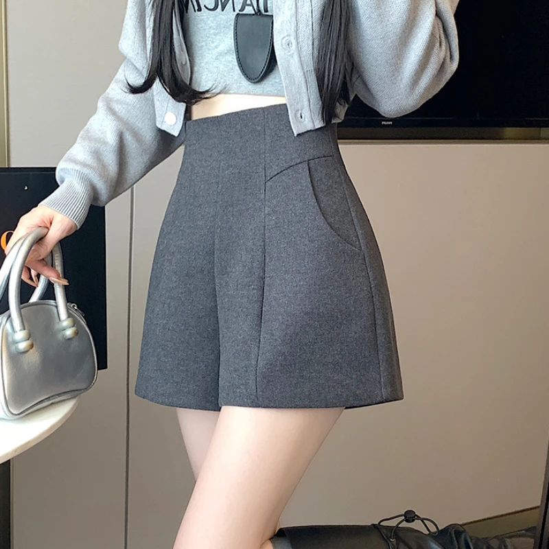 高腰显瘦配靴子的毛呢短裤女春秋2025秋冬新款韩版宽松阔腿a字裤