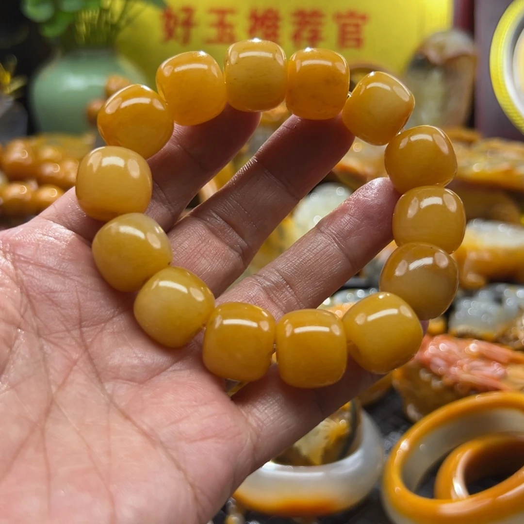 石英质玉未镶嵌颈饰