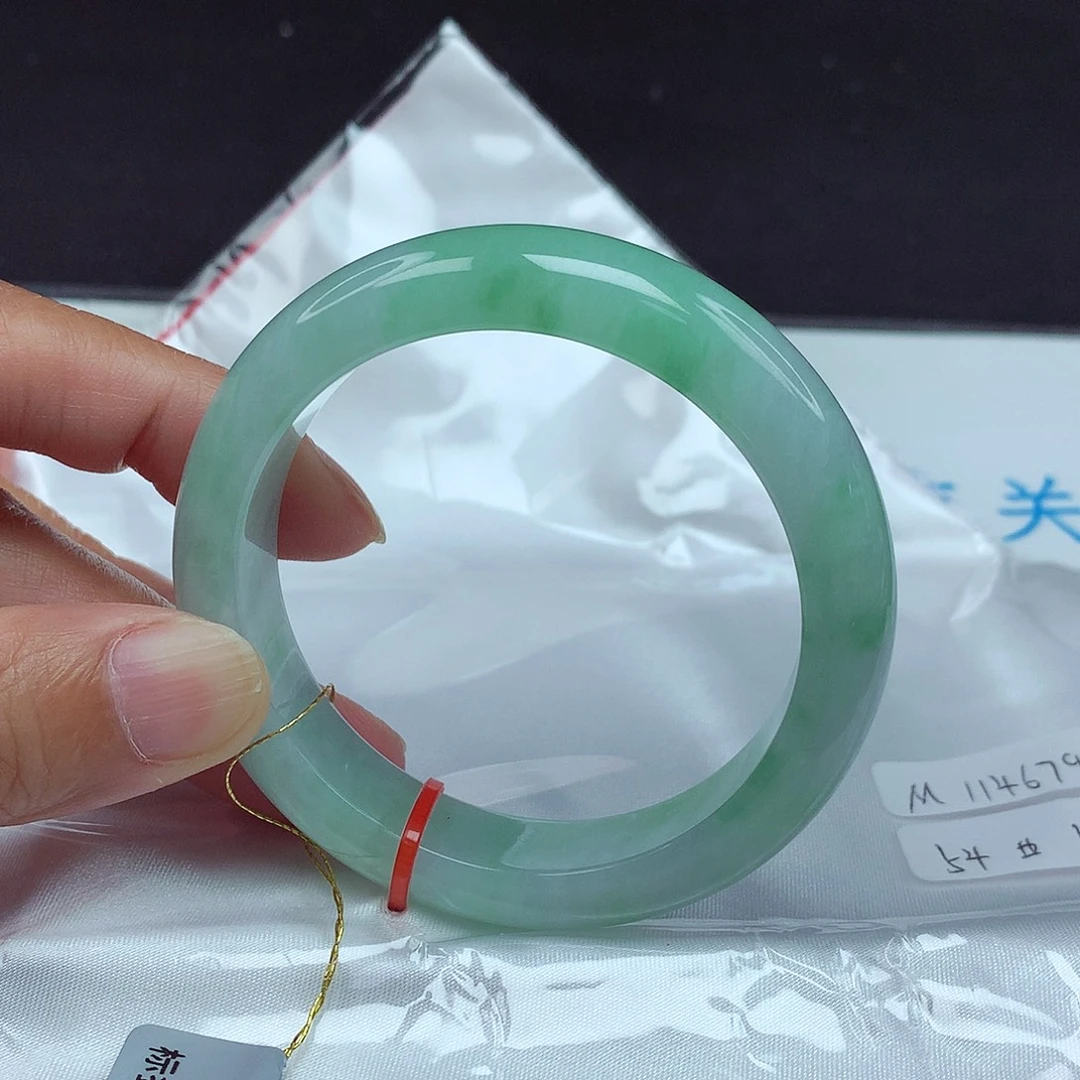 翡翠未镶嵌手镯54圈4679