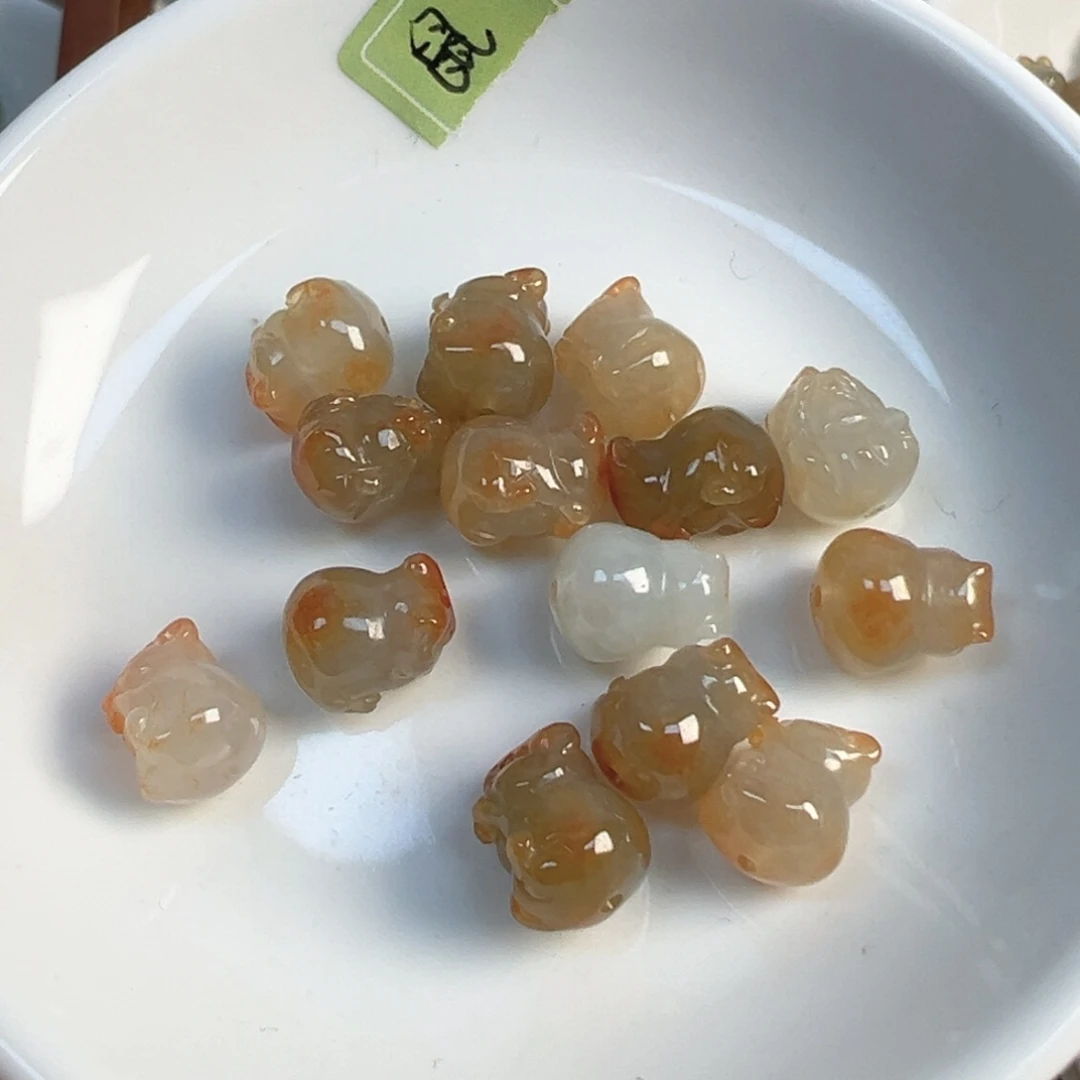 翡翠散珠翡翠生肖鼠一个可挑