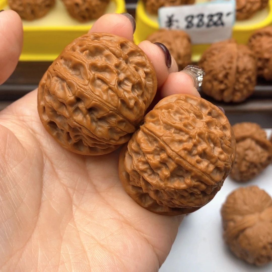 文玩核桃把件43尺精品金麒麟