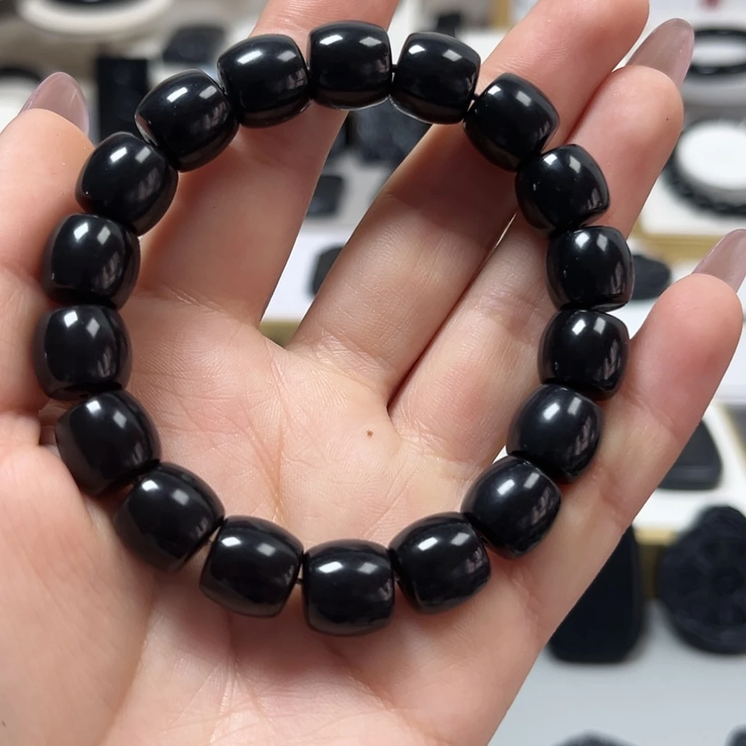 【闪购商品】和田玉（墨玉）卡11.7左右直切毛孔未镶嵌