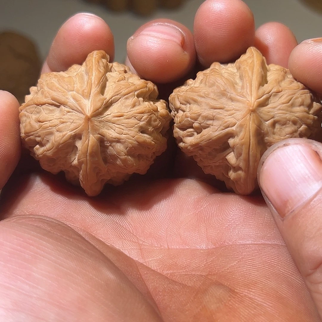 大***王把件文玩核桃文玩