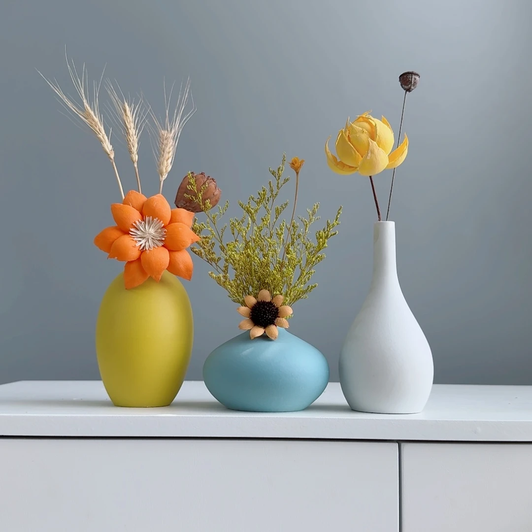 摆件陶瓷小花瓶摆件含花总高约20-30cm