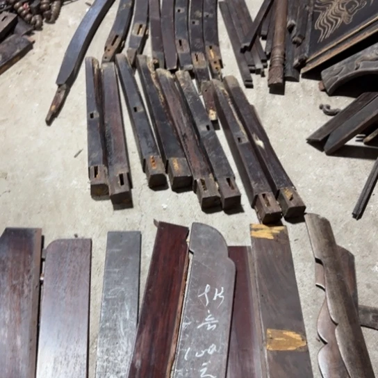 大果紫檀（缅甸花梨）言*