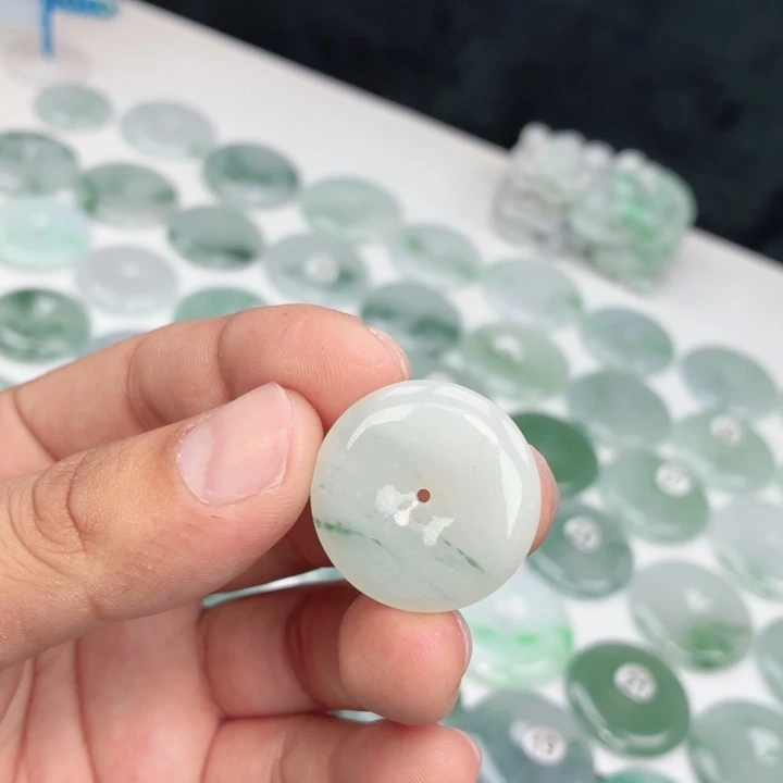 翡翠未镶嵌颈饰缅甸天然A货翡翠26.8-6.1