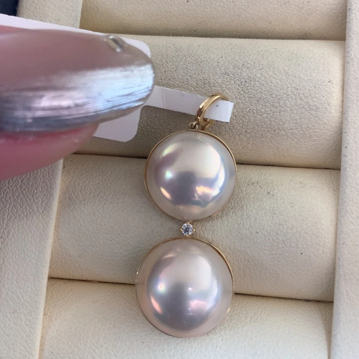 18K金镶嵌颈饰拼合珍珠（马贝珠）