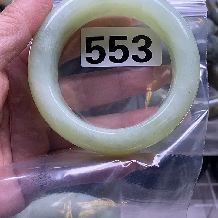 Y***n蛇纹石玉未镶嵌手镯