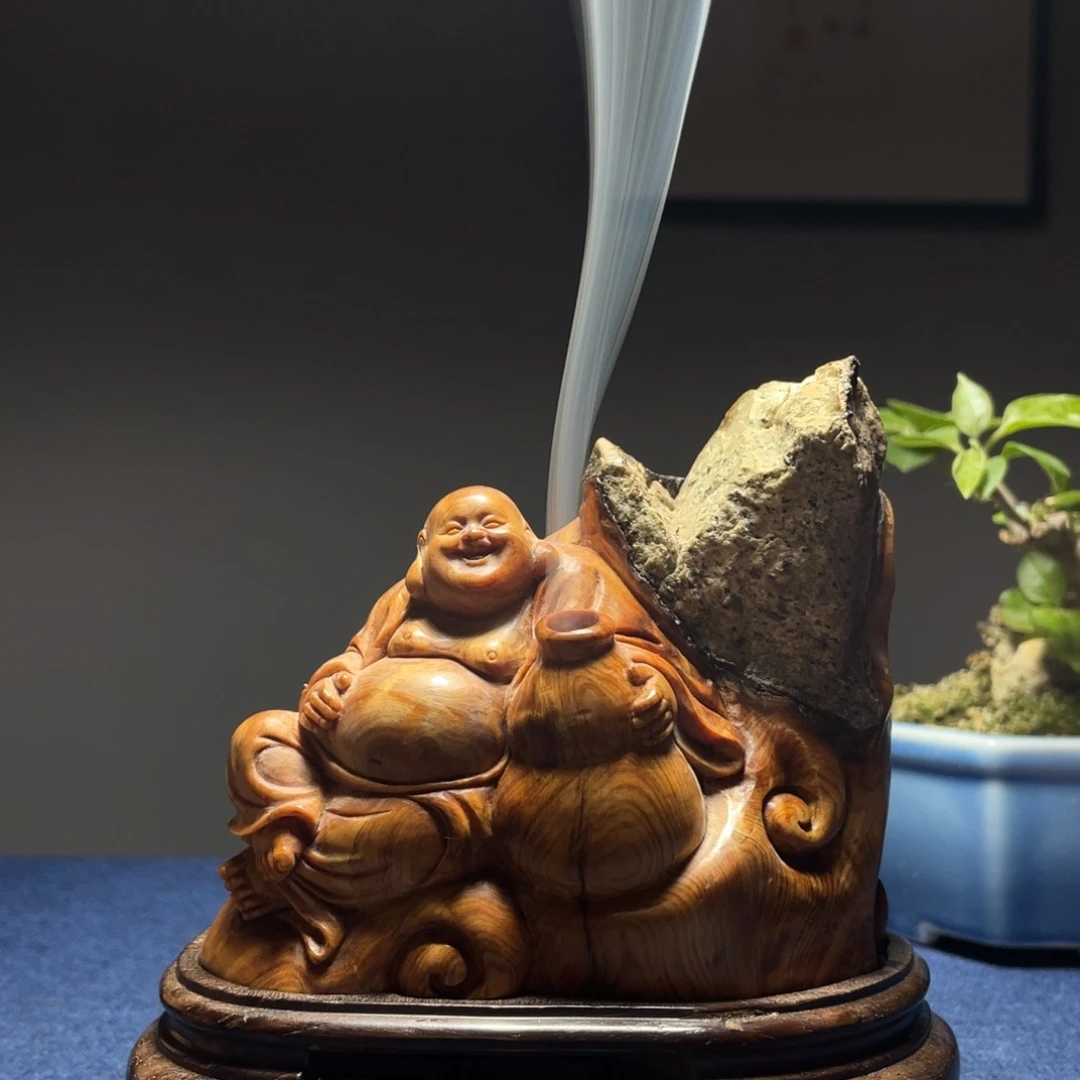 木龟****也崖柏抱石工艺品