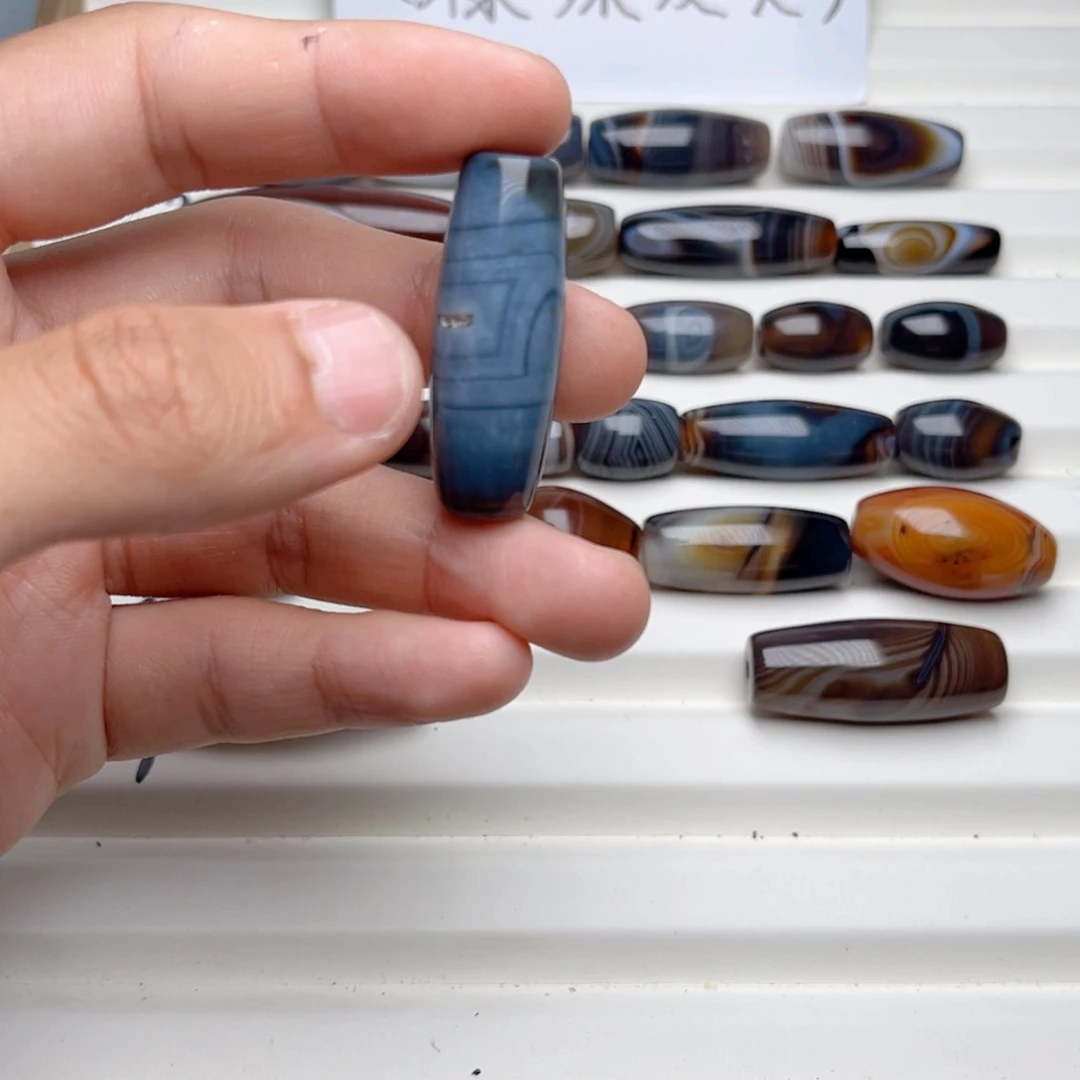 艺***安玛瑙/玉髓颈饰合金