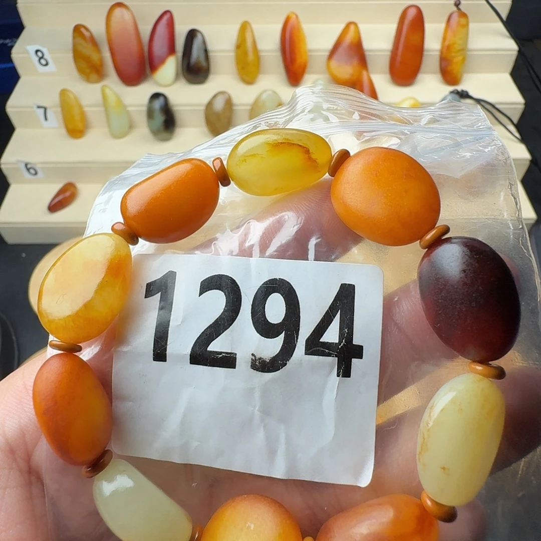 和田玉未镶嵌手串