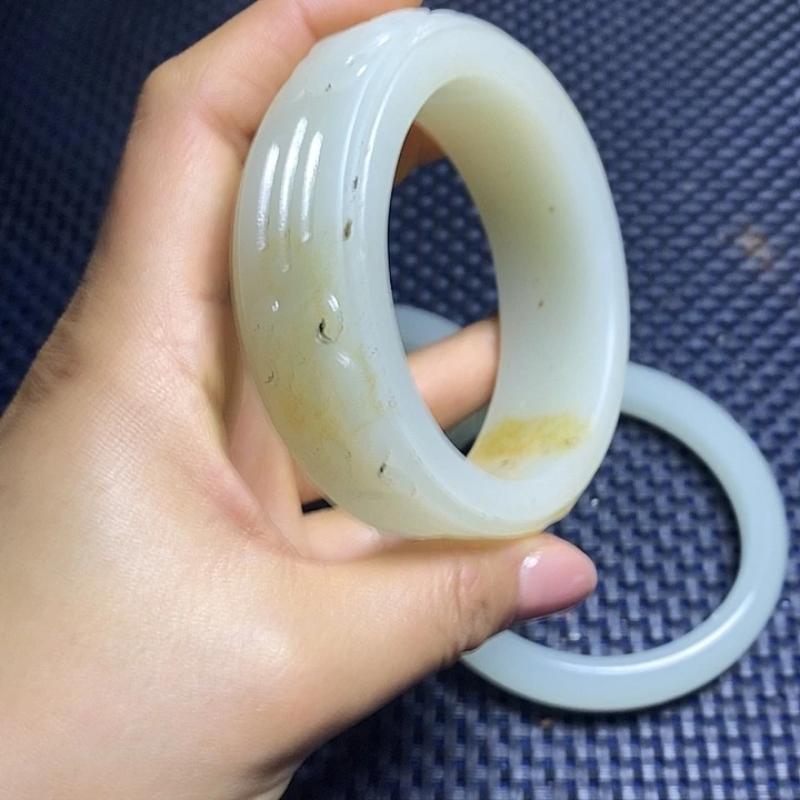 吊坠白玉菩提支持七天无理由