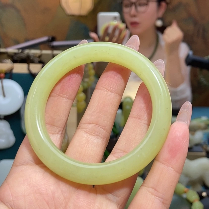 【闪购商品】未镶嵌手链和田玉