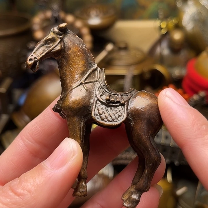 精美铜器批发档口