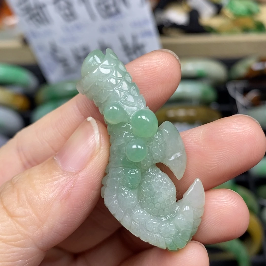 翡翠项链未镶嵌龙爪31号