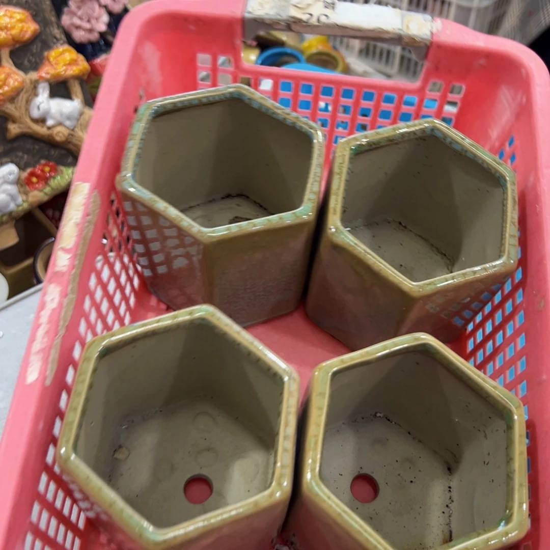 瑕疵708 除偏远满18.8元发货，随意退款的拉黑