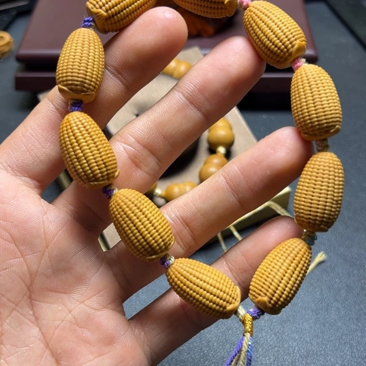 橄榄核手串/手链橄榄核雕玉米