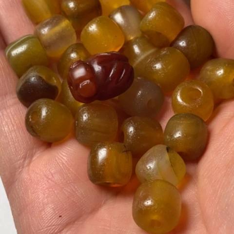 এ***༊玛瑙/玉髓未镶嵌藏传小元素配饰饰品