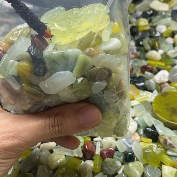 蛇纹石玉未镶嵌鱼缸石