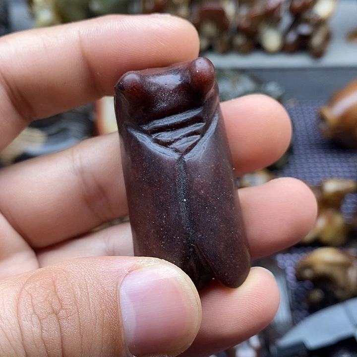 未镶嵌蛇纹石玉颈饰