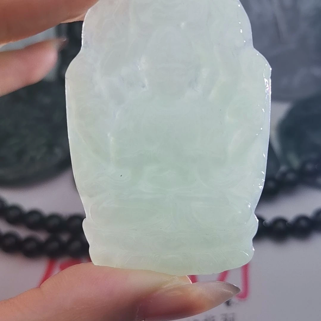 翡翠颈饰未镶嵌二*天然的A货翡翠