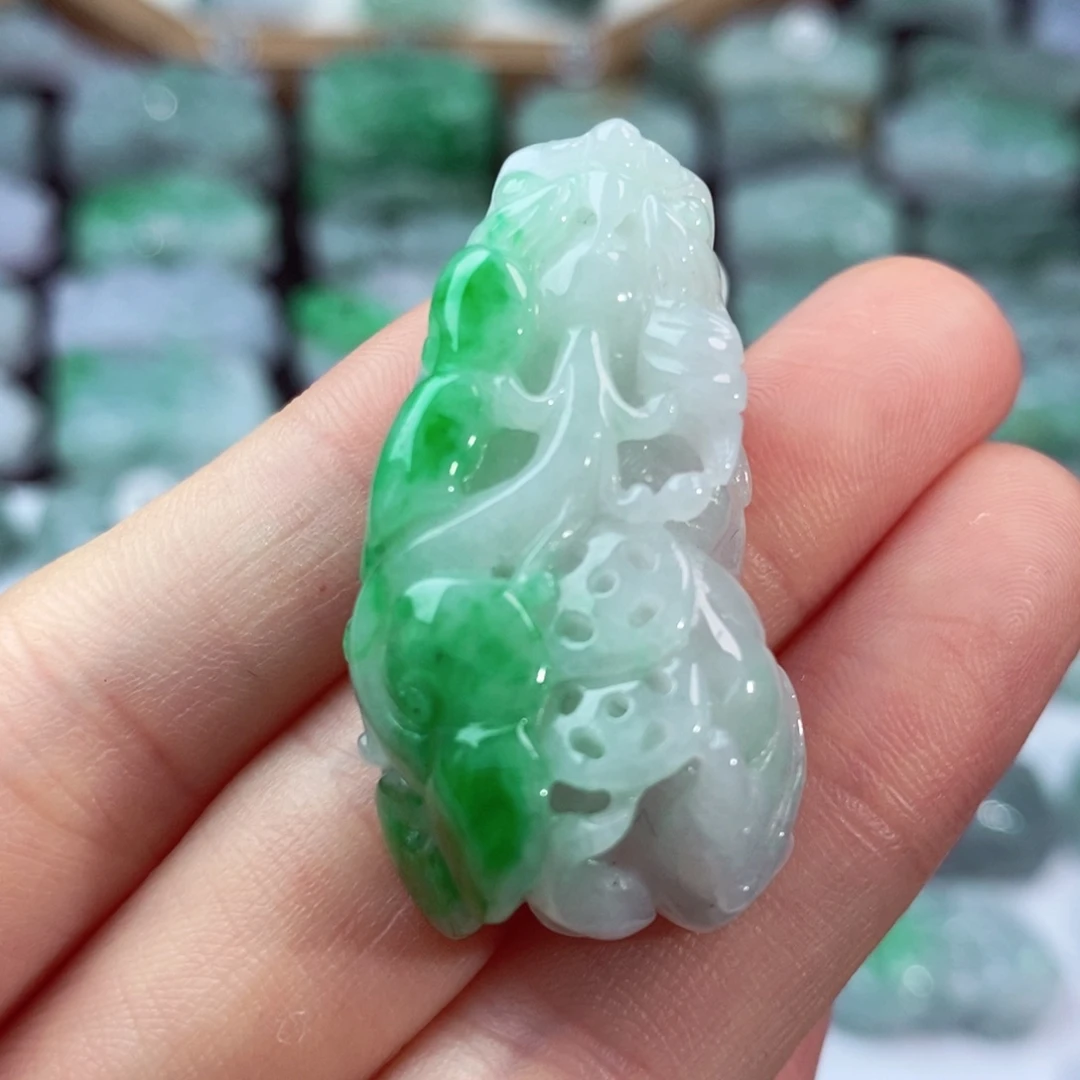 翡翠未镶嵌颈饰天然