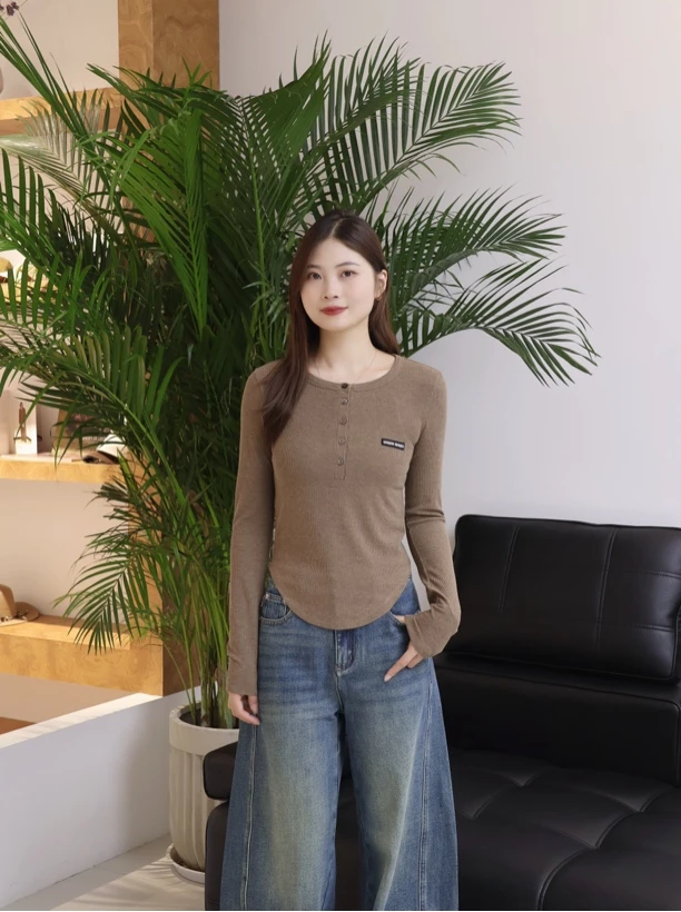 WIWH上衣｜『HQQ专属』秋冬百搭显瘦长袖T恤2E393