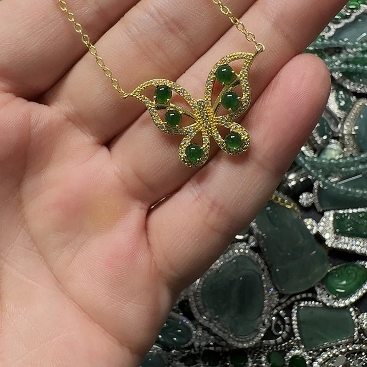 翡翠未镶嵌颈饰天然Ａ货翡翠放漏