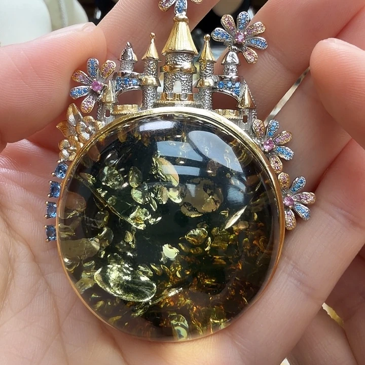 琥珀未镶嵌珠宝奇石