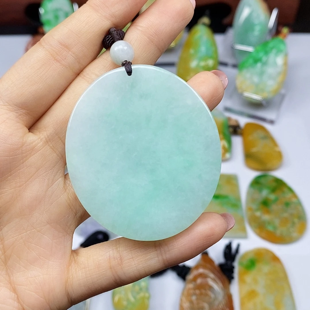 颈饰未镶嵌翡翠天然翡翠A货