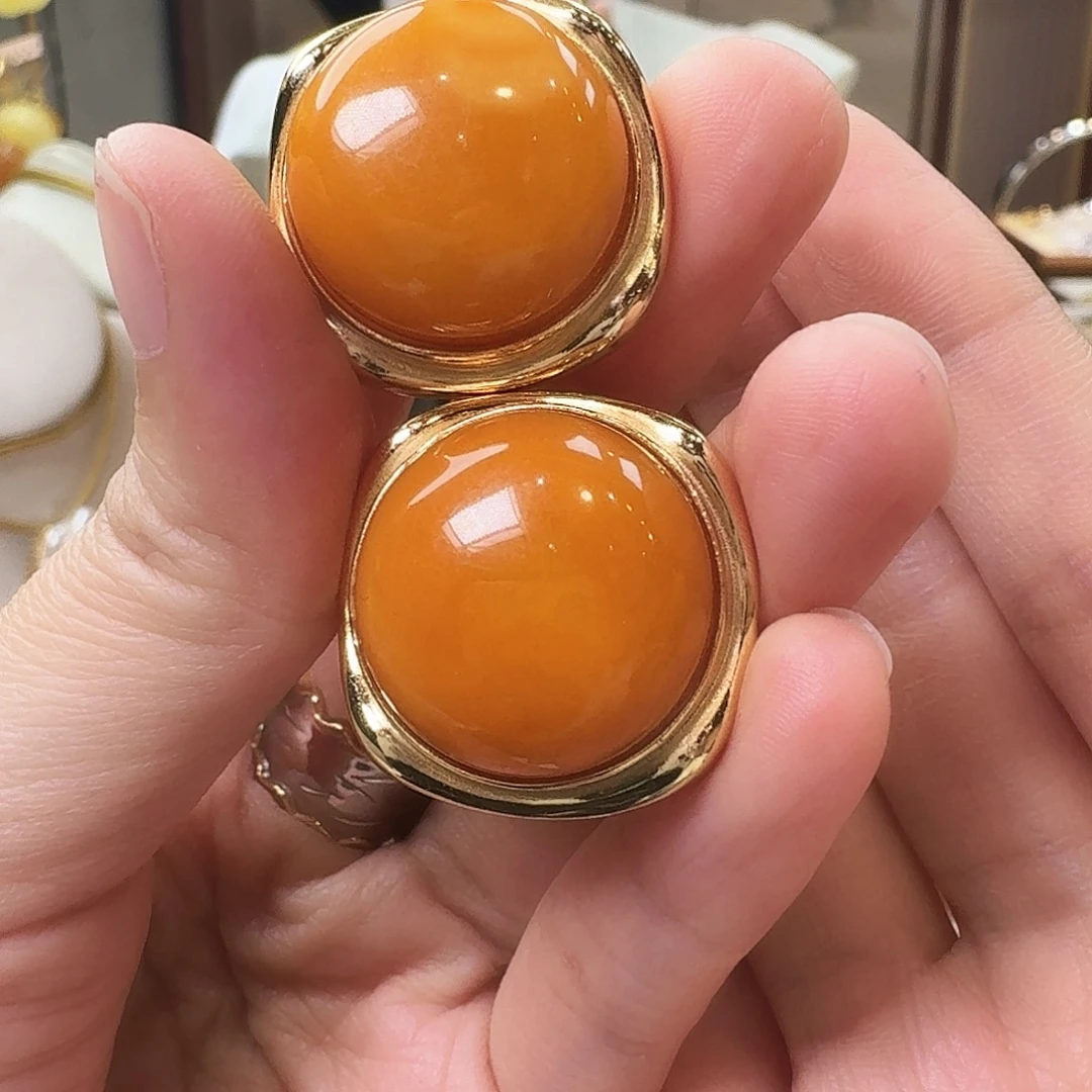 琥珀未镶嵌颈饰耳坠