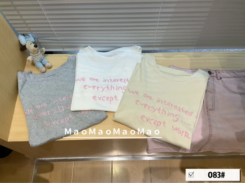 083常规短袖字母圆领印花宽松型T恤