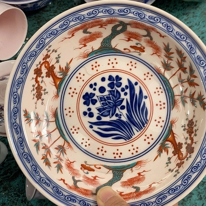 摆件陶红稀土斗彩松竹梅盘