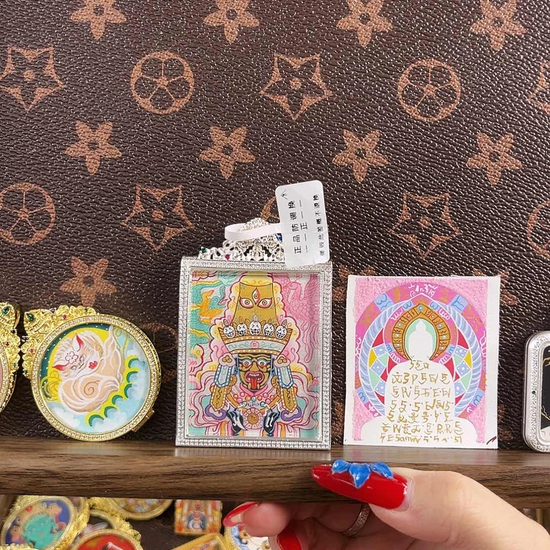 A***_吊坠啦啦啦啦啦啦啦