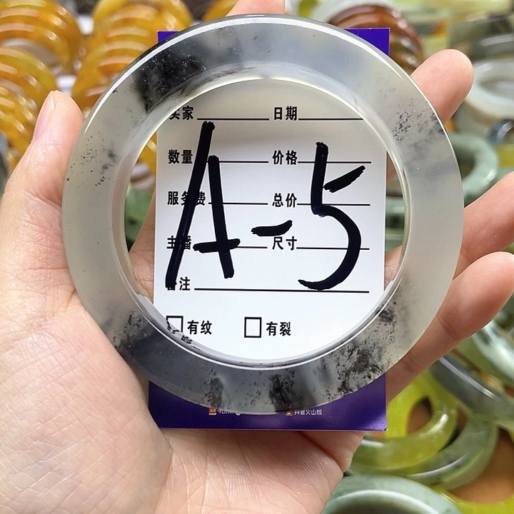 蛇纹石玉手镯合金L****r