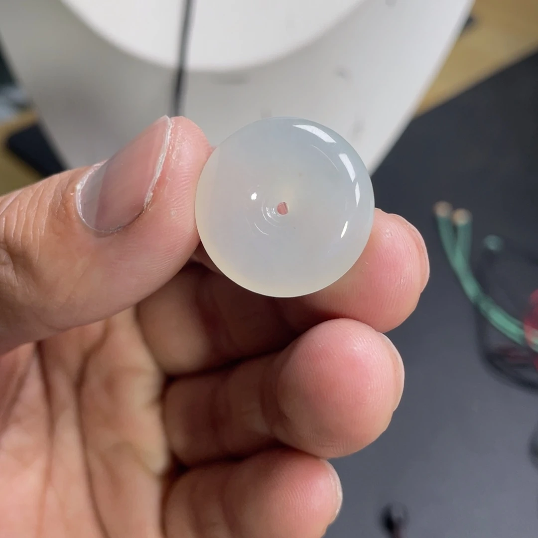 翡翠颈饰未镶嵌546464757687