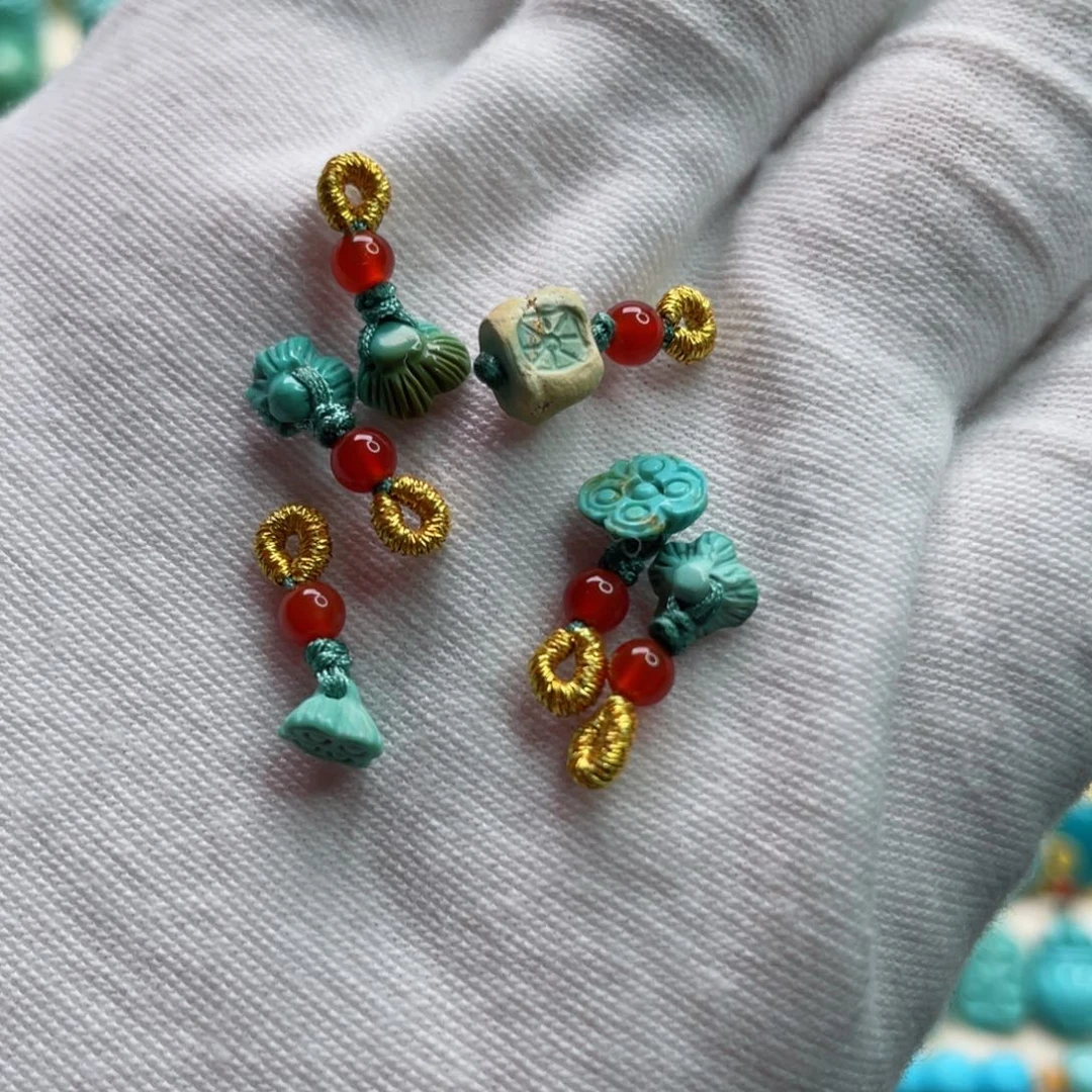 南红玛瑙颈饰未镶嵌