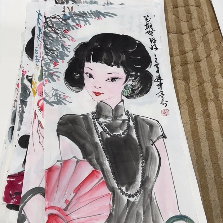 国画花鸟等图案为一体而