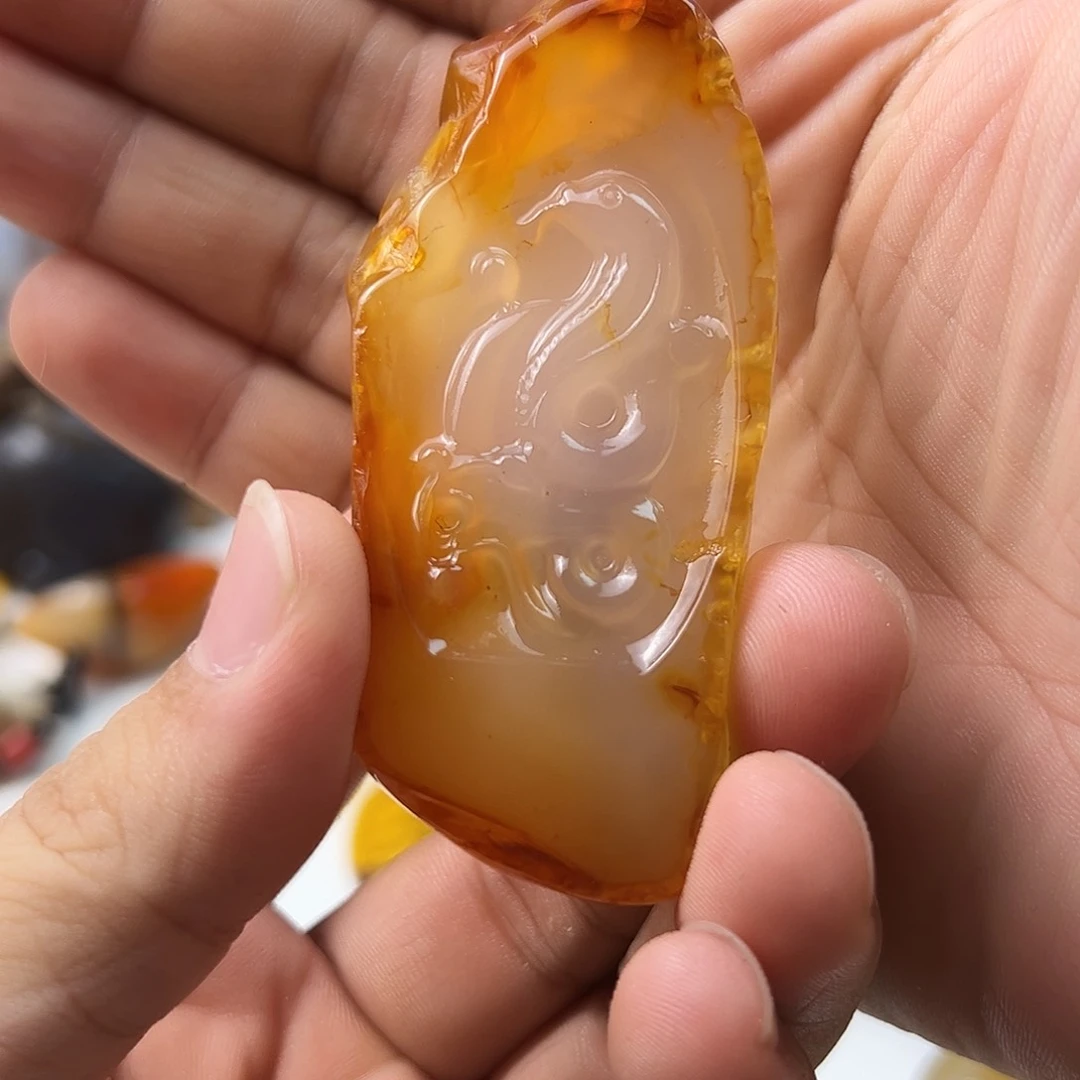 玛瑙/玉髓颈饰未镶嵌