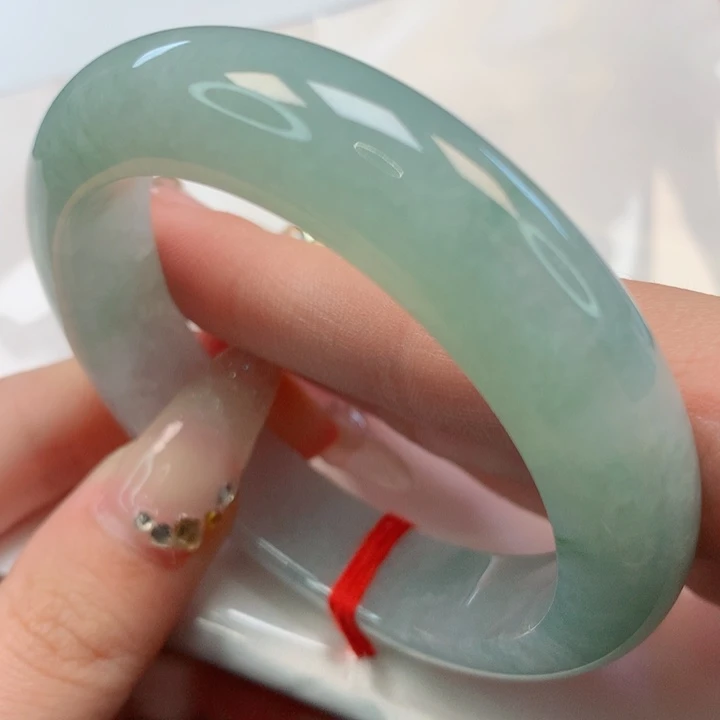 【闪购商品】翡翠手镯未镶嵌54+圈