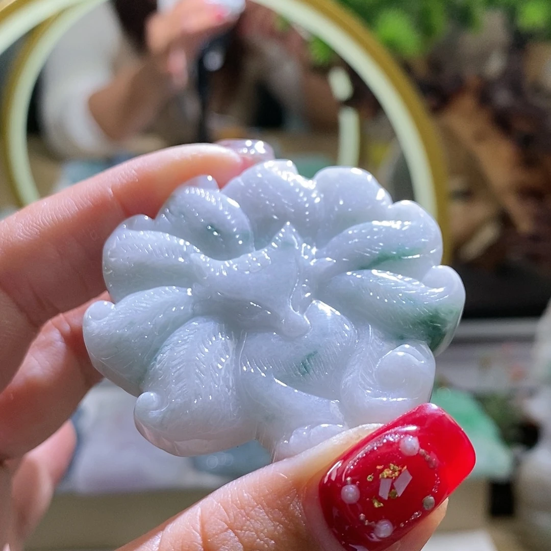 【闪购商品】翡翠颈饰未镶嵌九尾