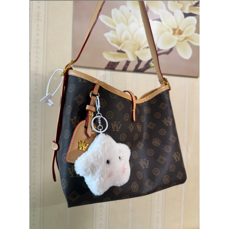 A121双肩包新款菱格纹链条包真皮背包