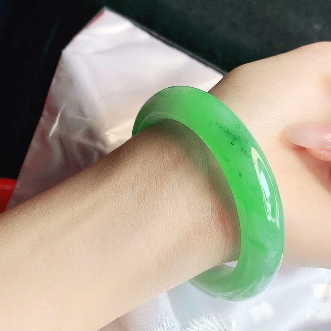 翡翠未镶嵌手镯缅甸天然a货翡翠手镯